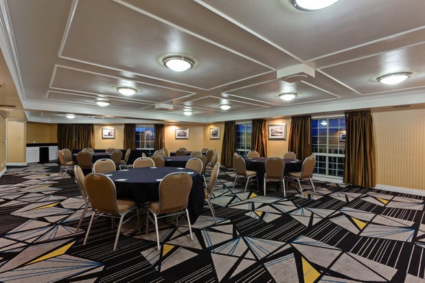 Images Holiday Inn & Suites San Mateo-San Francisco SFO by IHG