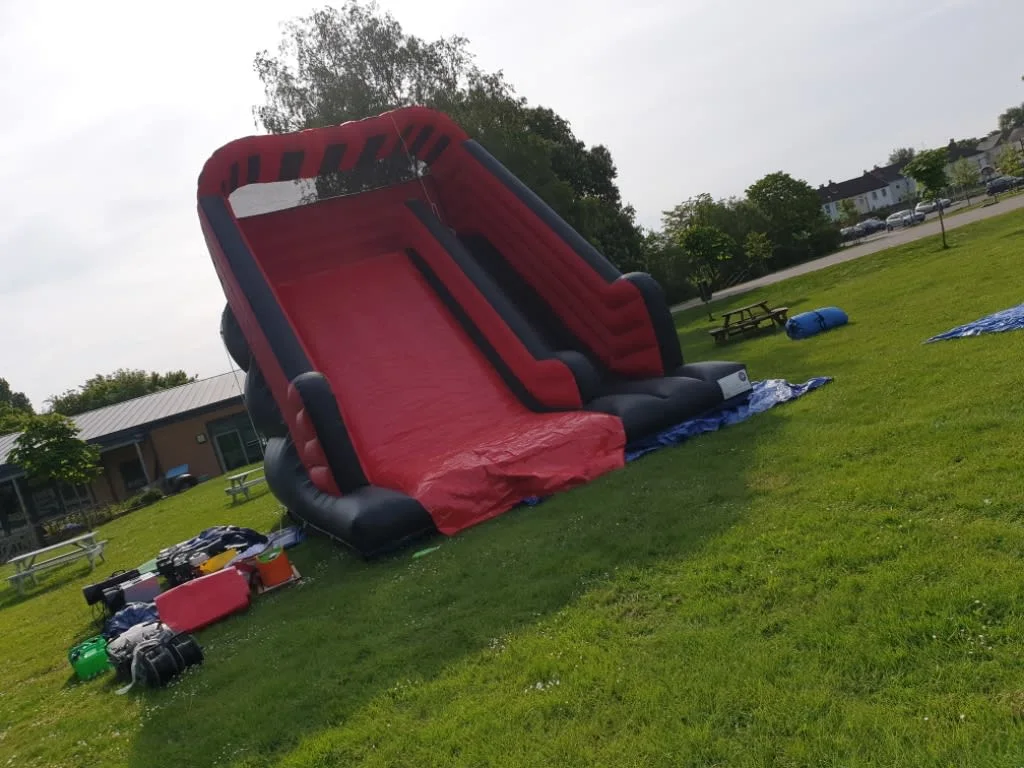 Images Top Banana Bouncy Castles