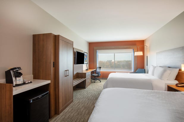 Images Holiday Inn Express & Suites Beloit by IHG