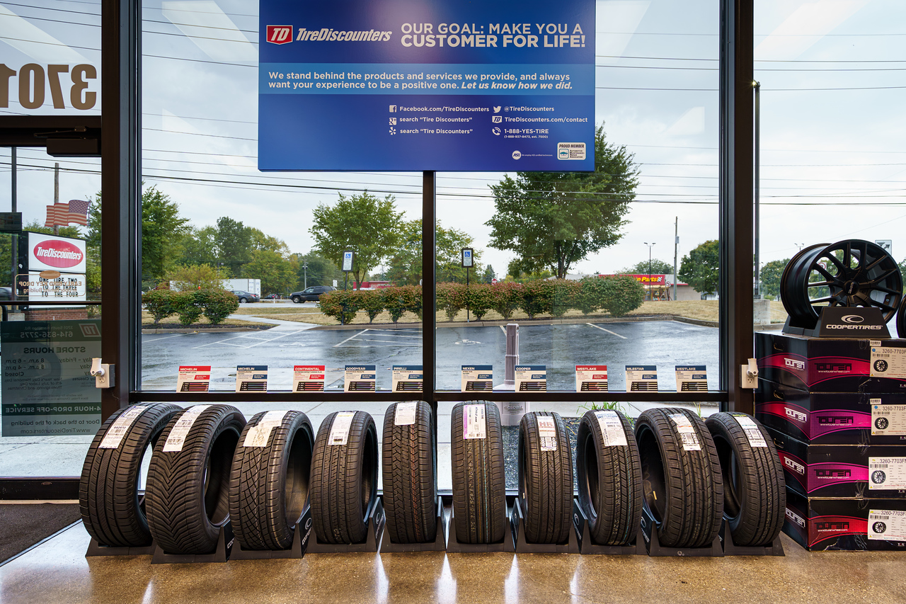 Tire Discounters on 3701 S Hamilton Rd in Groveport