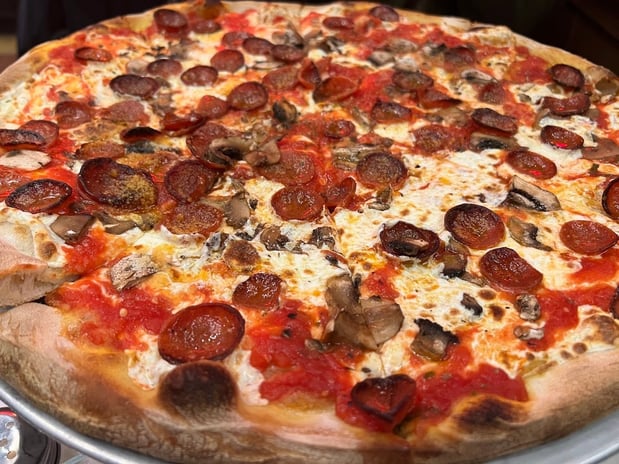 Images Angelo's Pizza