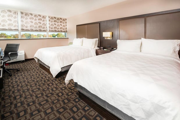 Images Holiday Inn Louisville East - Hurstbourne by IHG