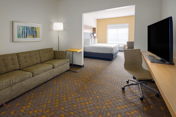 Images Holiday Inn Pearl - Jackson Area by IHG