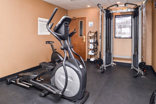 Images Holiday Inn Express Lewisburg/New Columbia by IHG