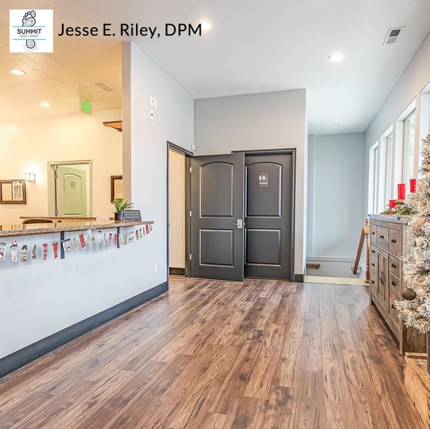 Images Dr. Jesse Riley, DPM | Podiatrist | Foot & Ankle Specialist