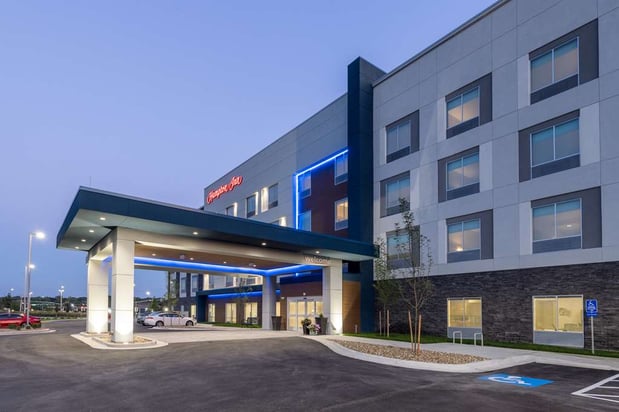 Images Hampton Inn Kansas City Southeast