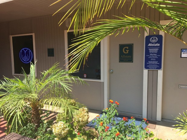 Images Micah Albao: Allstate Insurance