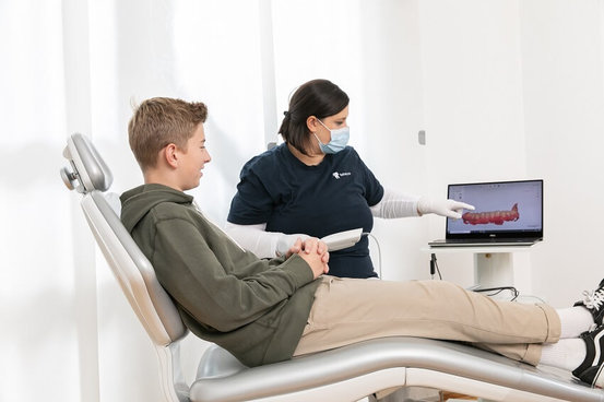 Dr. Nina Heinig Fachzahnärztin für Kieferorthopädie, Olgastraße 55 in Wendlingen am Neckar