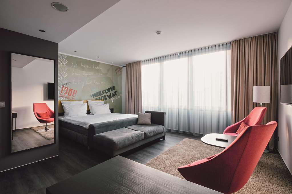 Premium Room Hotel Berlin, Berlin, a member of Radisson Individuals Berlin 030 26050