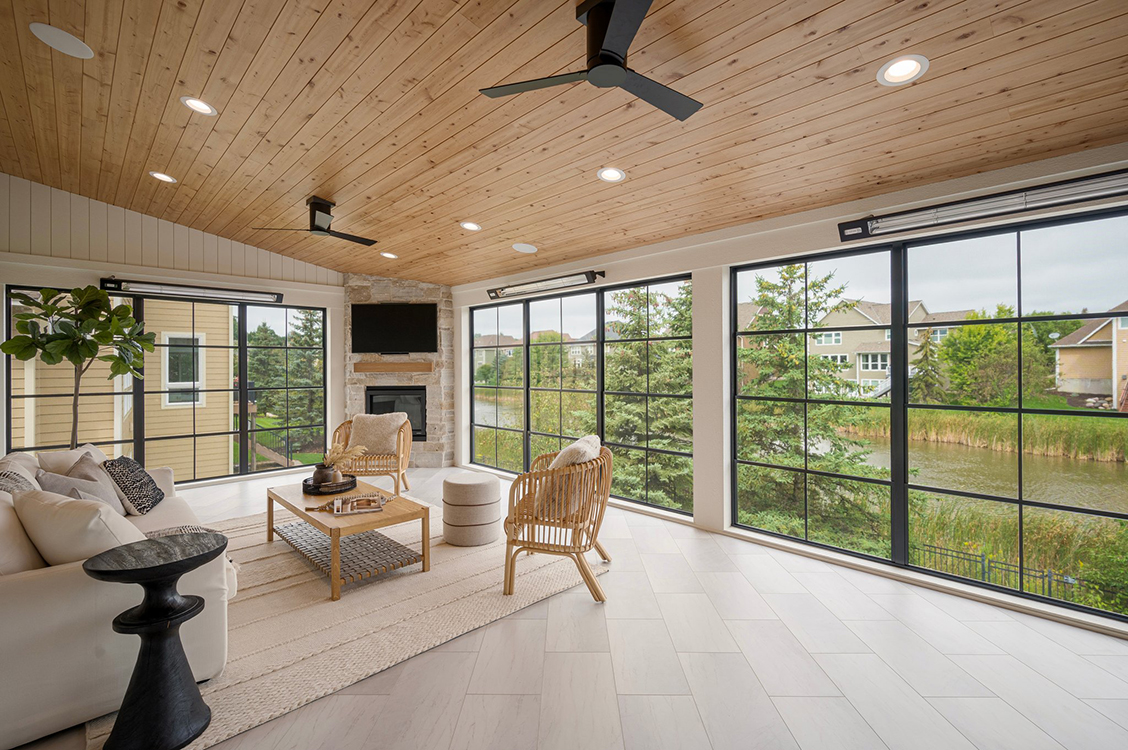 At J Brothers, our team creates personalized porches of all shapes and sizes, including screened-in front entry style, wrap-around open-air types, or another unique combination of your choice.