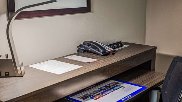 Images Best Western Plus Pasadena Inn & Suites