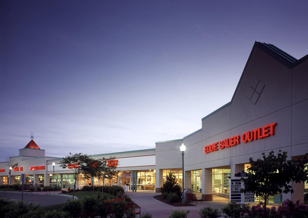 Waterloo Premium Outlets Coupons near me in Waterloo, NY 13165 | 8coupons