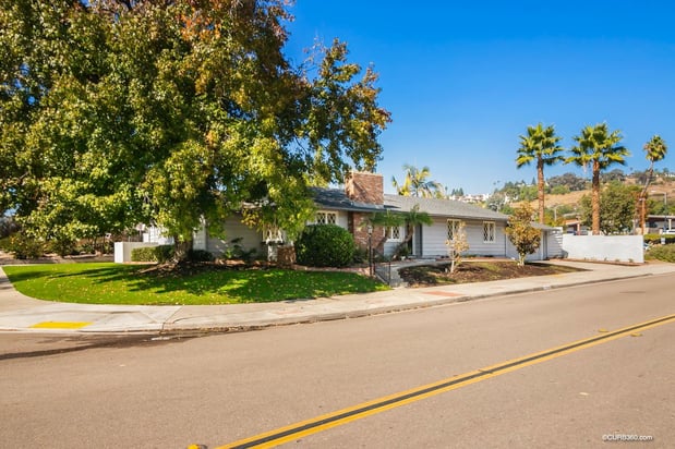 Images Jay Sener, REALTOR®