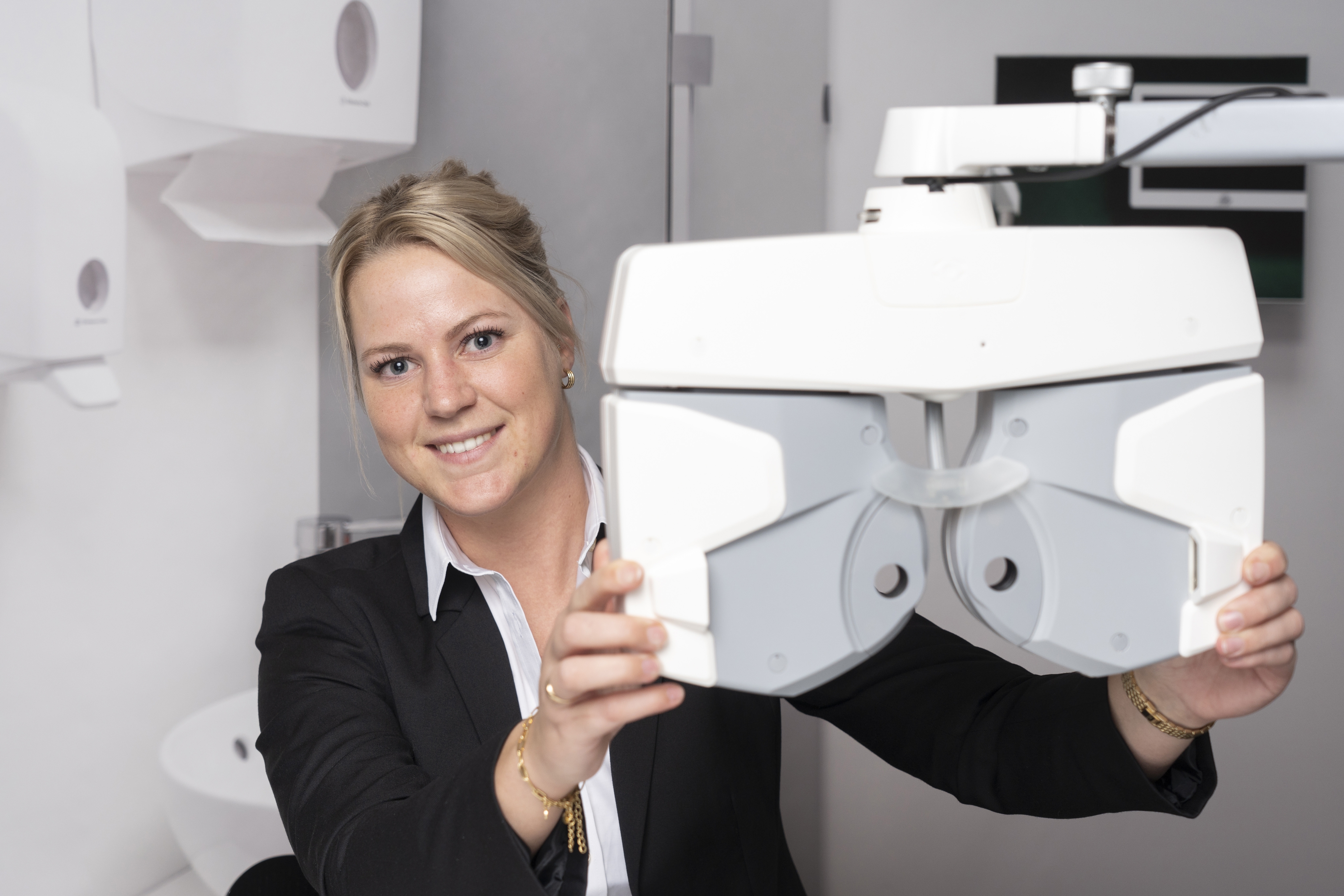 Mariska Vlaar, Opticien en eigenaar in onze Hoorn winkel
