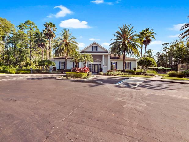 Images Knightsbridge at Stoneybrook
