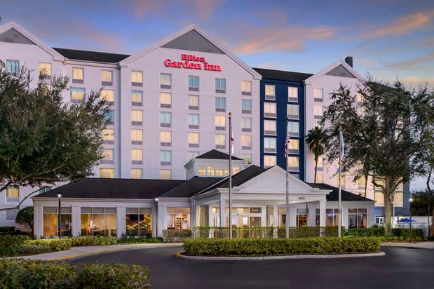 Images Hilton Garden Inn Orlando at SeaWorld