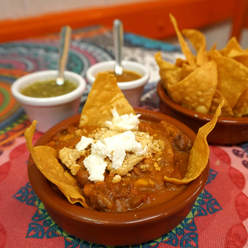 Un Chingo De Sabor