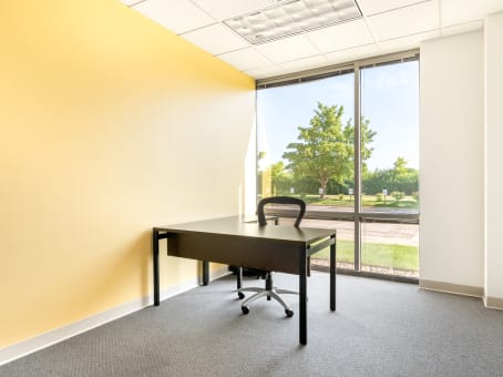 Regus - Indiana, Indianapolis - River Crossing at Keystone (Office Suites Plus) Photo