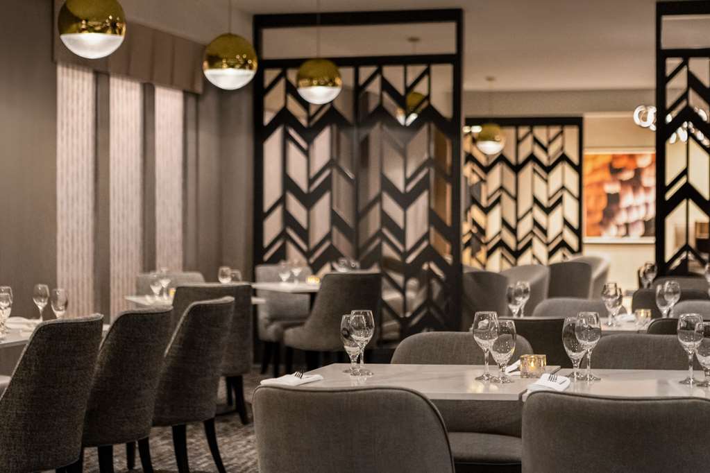 Images DoubleTree by Hilton Pointe Claire Montreal Airport West