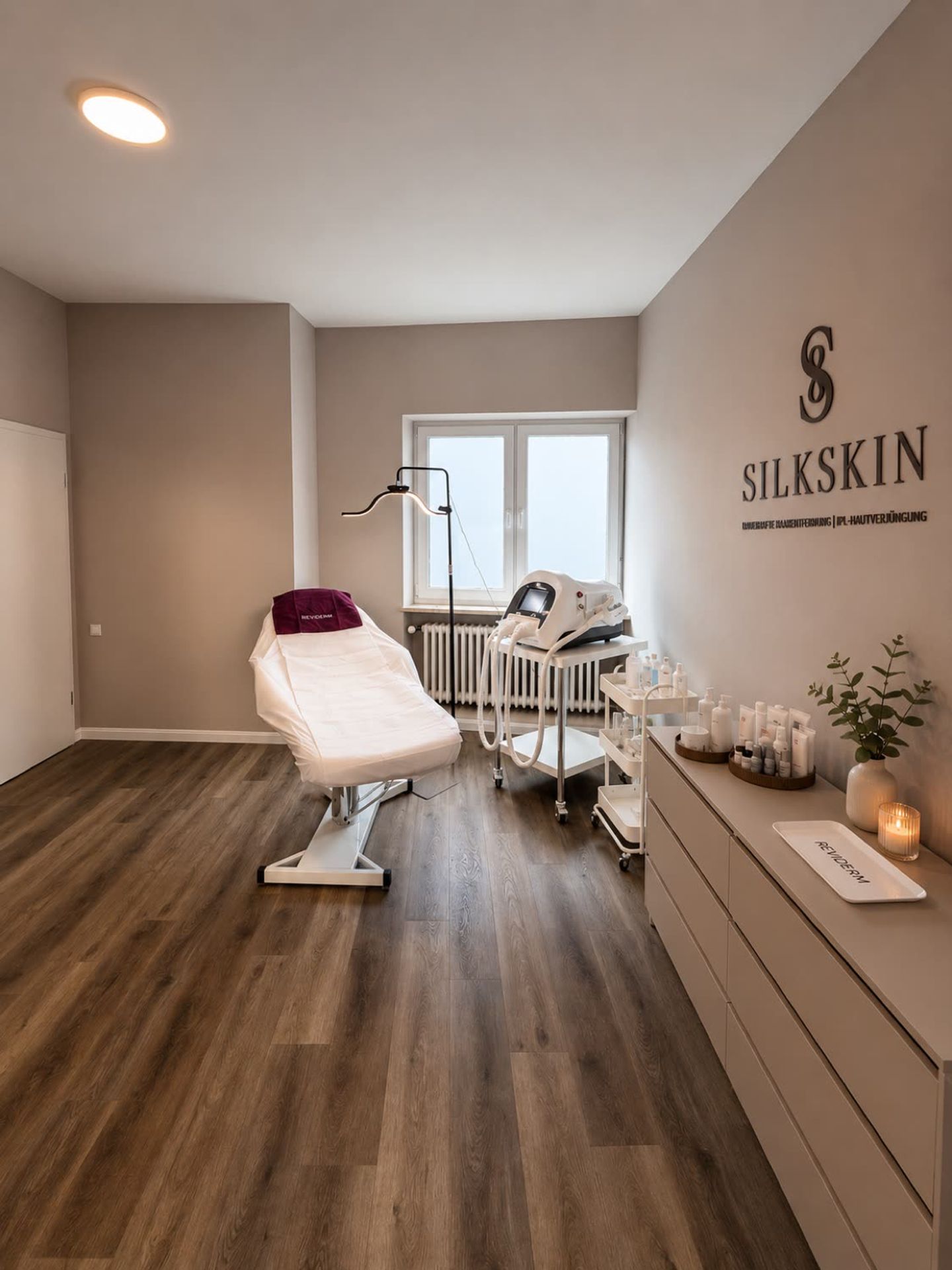 SILKSKIN Dauerhafte Haarentfernung & IPL-Hautverjüngung, Biringerstr. 4 in Perl