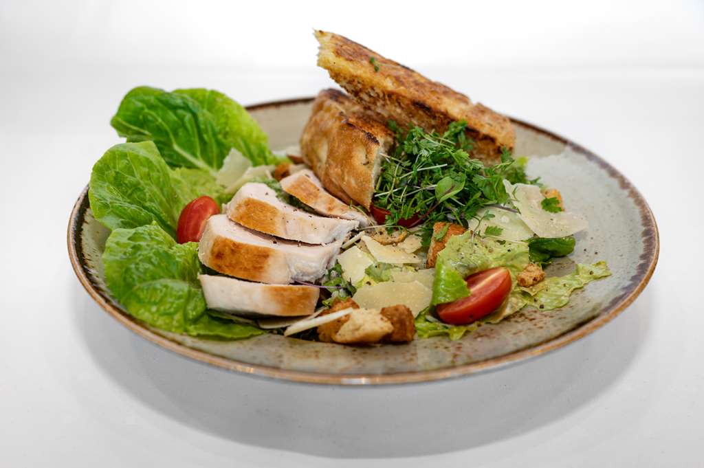 Images Park Inn by Radisson Oslo Airport Hotel West