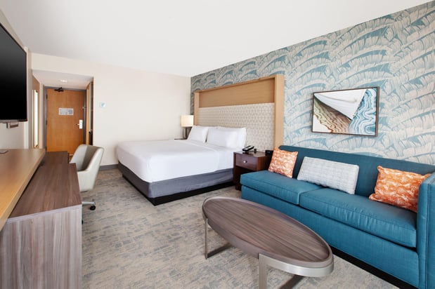 Images Holiday Inn VA Beach-Oceanside (21st St) by IHG