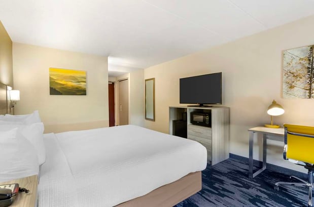 Images Best Western Plus Beckley Inn