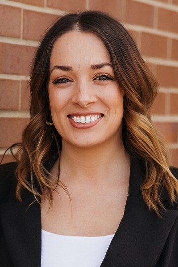 Photo of Samantha Laue