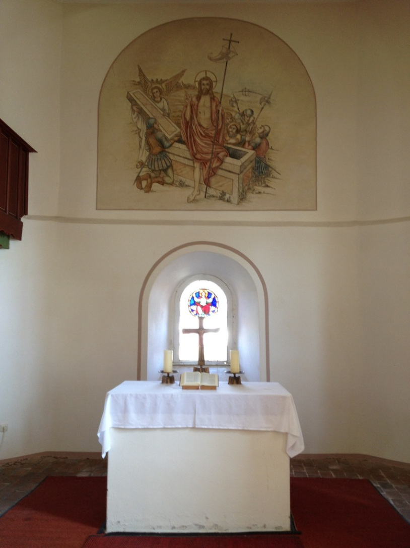 Altar in der Evangelischen Kirche Ober-Moos