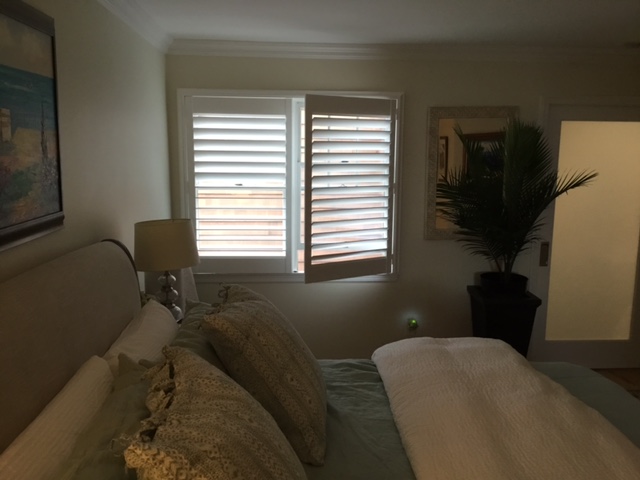 Is it time for sunshine and fresh air or time to sleep in? Our Composite Shutters let you decide. Throw them open whenever you want! Plus, they look amazing in this Croton on Hudson bedroom! #BudgetBlindsOssining #CrotonOnHudsonNY #CompositeShutters #MoistureResistantShutters #FreeConsultation #Wind