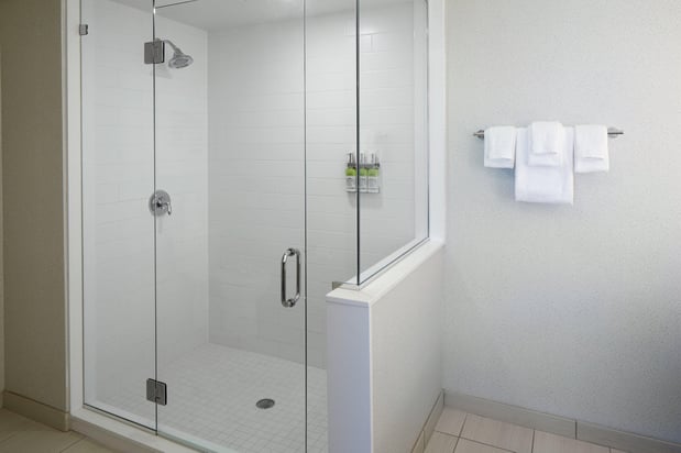 Images Holiday Inn Express & Suites Cincinnati North - Liberty Way by IHG