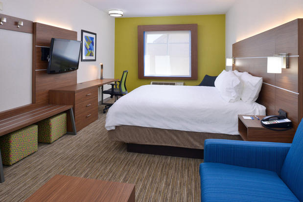 Images Holiday Inn Express & Suites Abilene Mall South by IHG