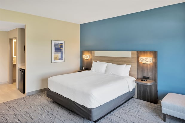 Images Holiday Inn Express & Suites Fort Walton Beach - Eglin Area by IHG