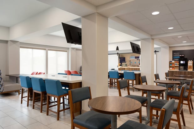 Images Holiday Inn Express Syracuse Airport by IHG