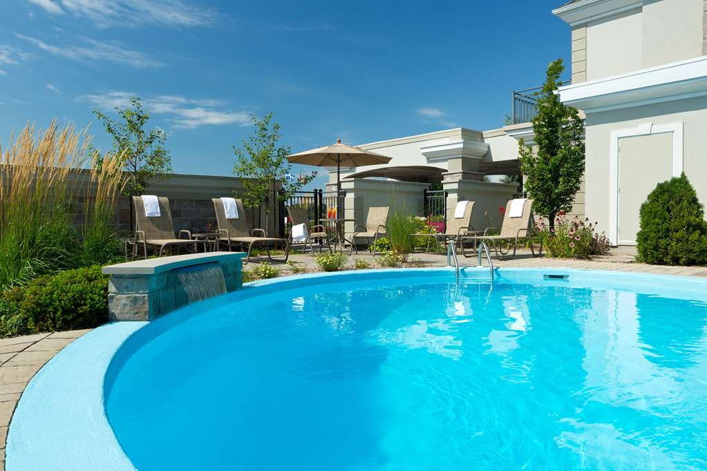 Best Western Premier Hotel Aristocrate à Quebec: Outdoor pool