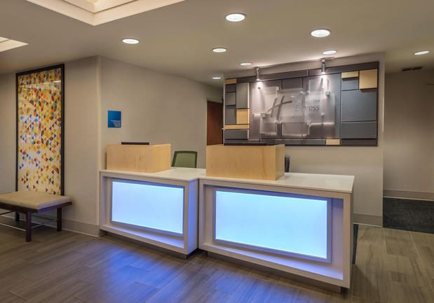Images Holiday Inn Express & Suites Carson City, an IHG Hotel