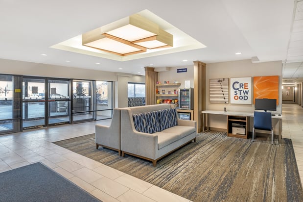 Images Holiday Inn Express Crestwood by IHG