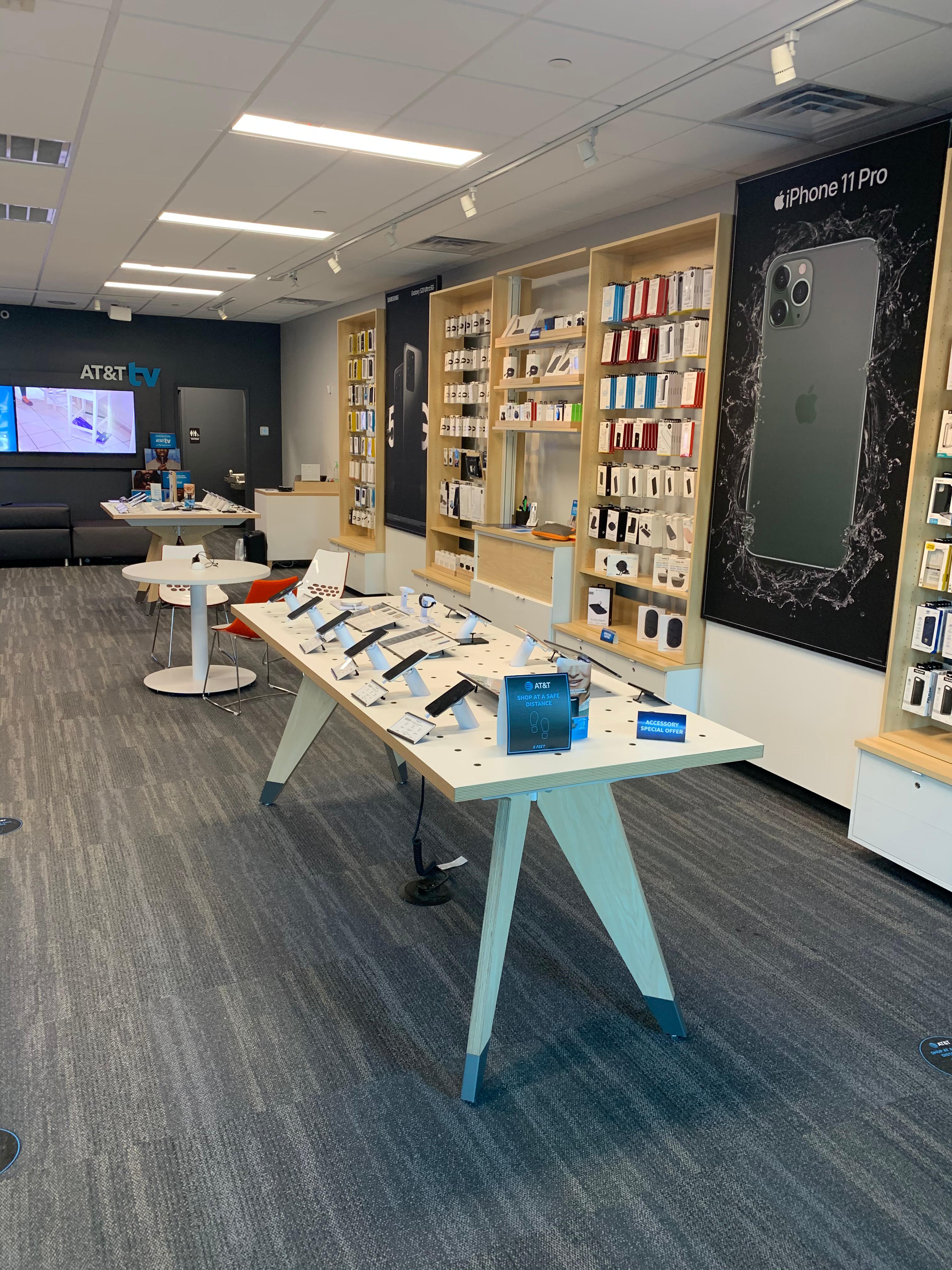 AT&T Store Photo