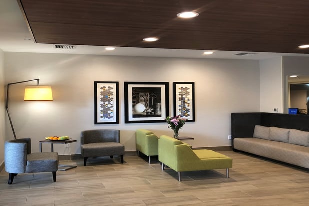 Images Holiday Inn Express & Suites Albany by IHG