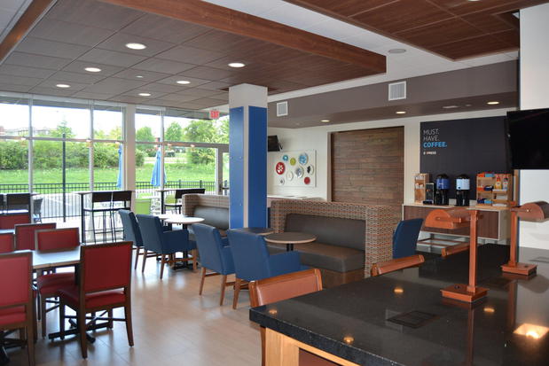 Images Holiday Inn Express & Suites Goodlettsville N - Nashville by IHG