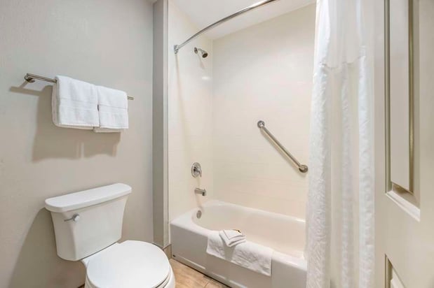 Images Best Western Plus Grand Manor Inn