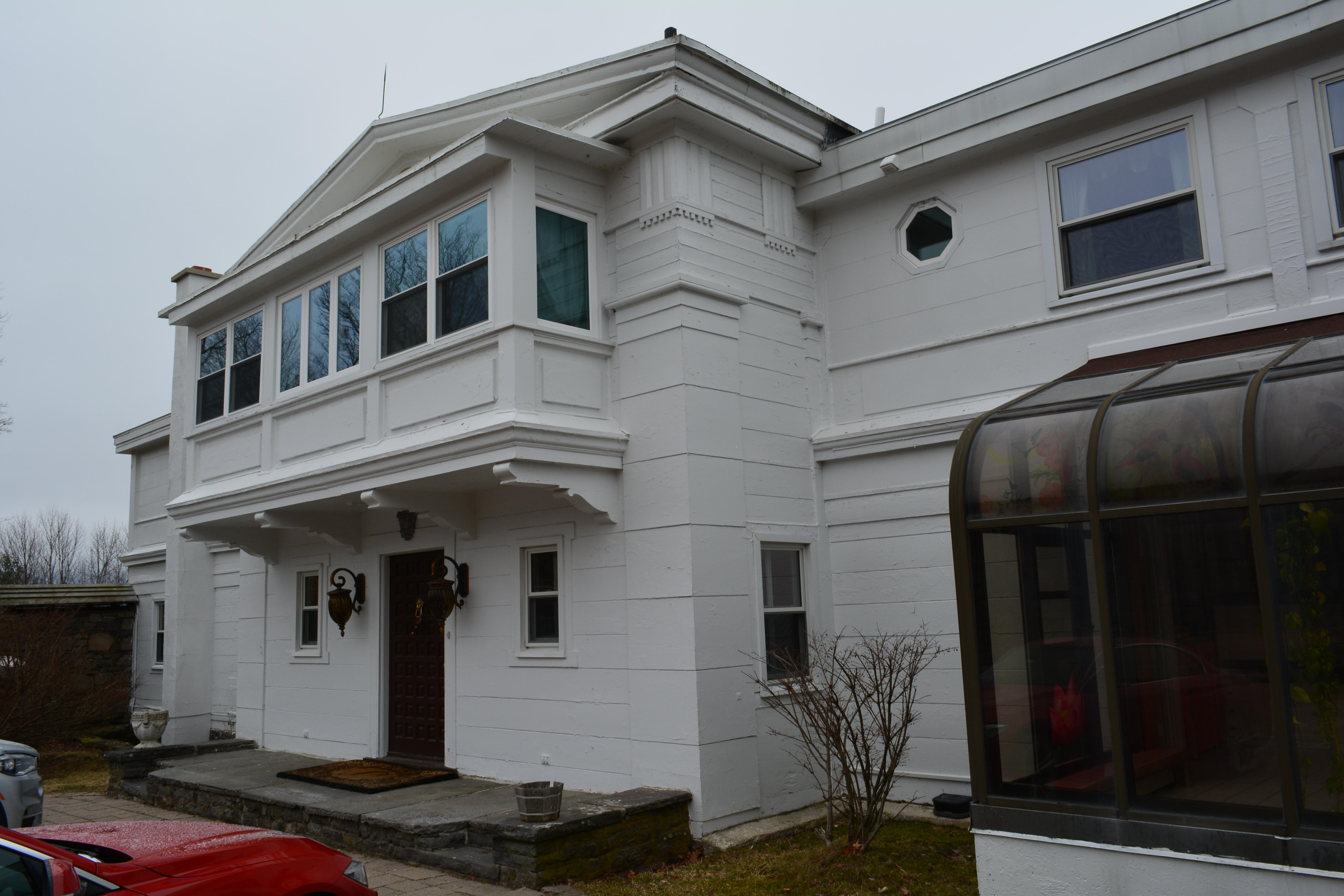 Sherret Chase Associate Real Estate Broker