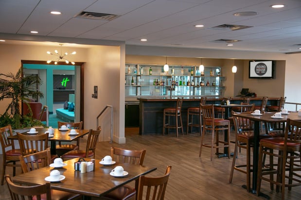 Images Holiday Inn Metairie New Orleans by IHG