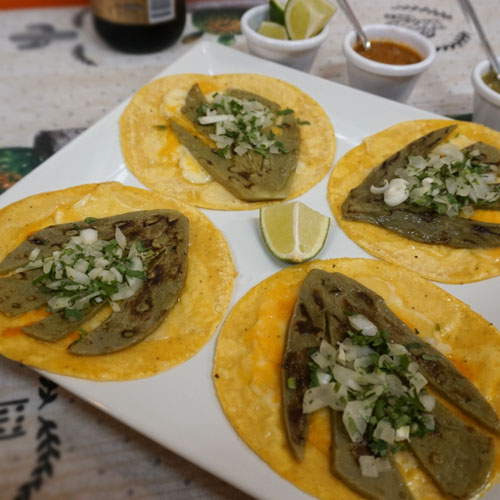 Un Chingo De Sabor