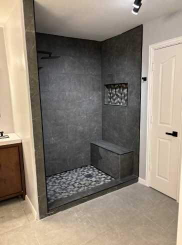 A &amp; I FLOORING Logo