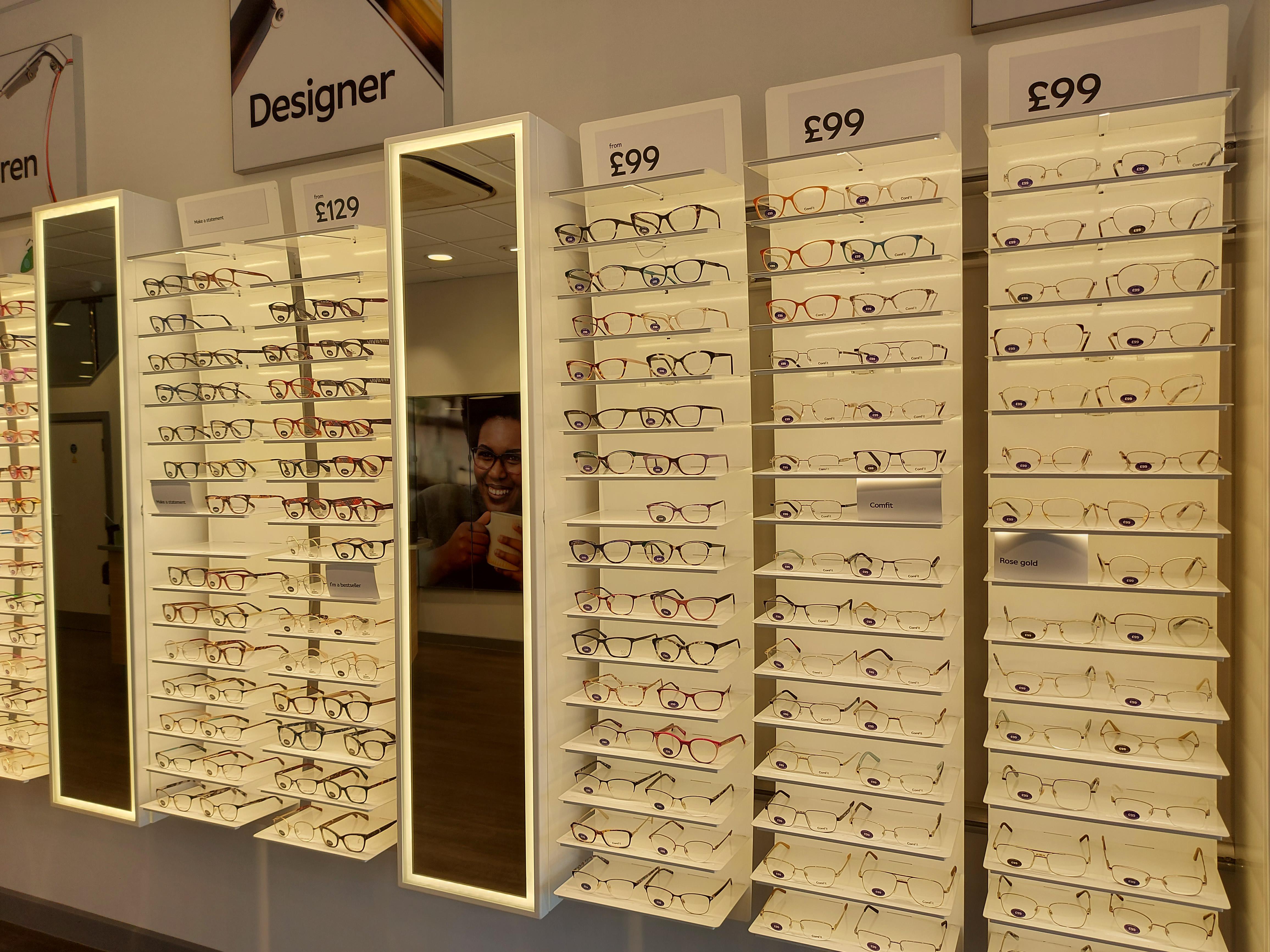 Specsavers Southampton Specsavers Opticians and Audiologists - Southampton Southampton 02380 636105