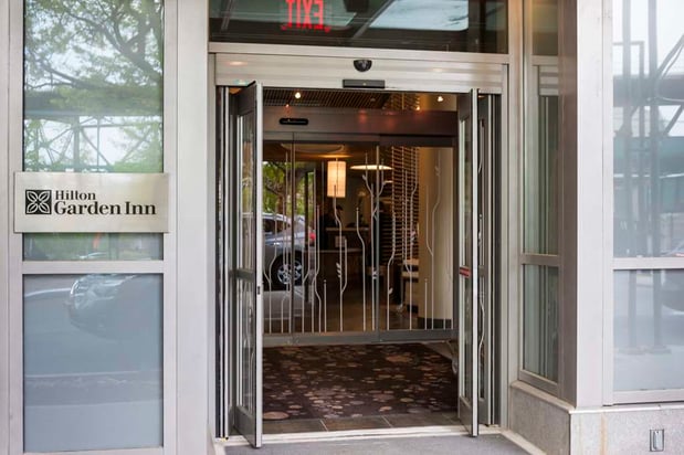 Images Hilton Garden Inn Long Island City New York