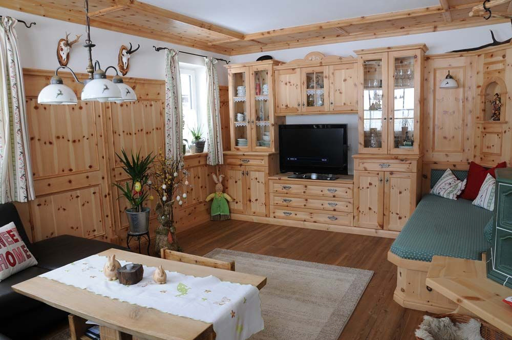 Bild 3 von Gerhard Gwechenberger Bau u. Möbeltischlerei