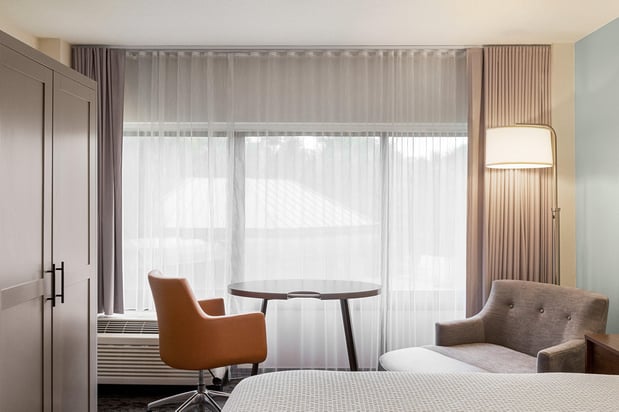 Images Holiday Inn Orlando-International Airport by IHG