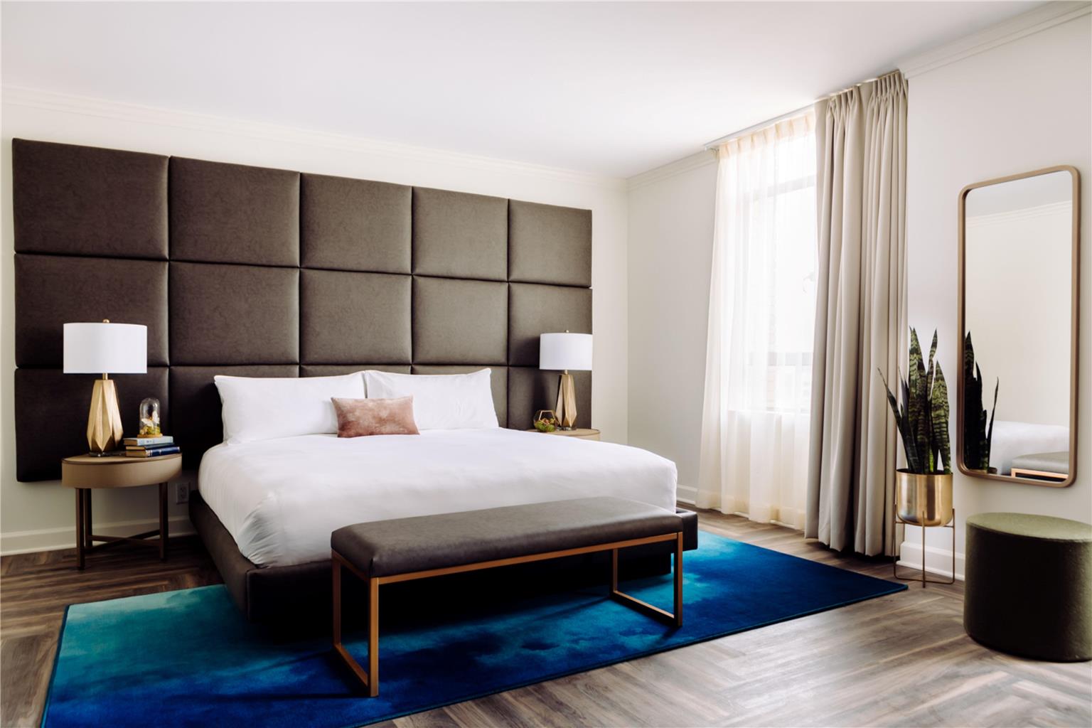 Guest room